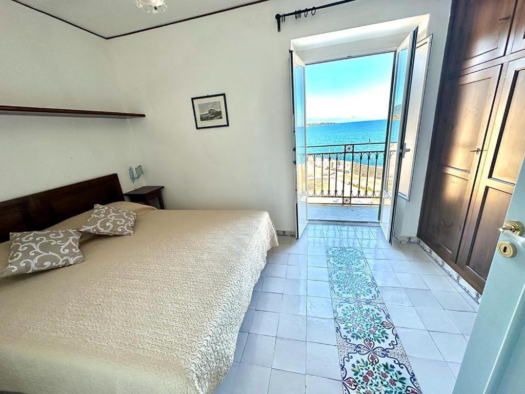 Molo Sea View Apartment Cefalù Exterior foto
